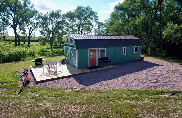 Quiet Tiny House in the Country