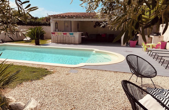 Quiet villa in charming Provence village