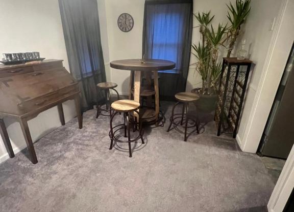 Quite 2bedroom near the lake