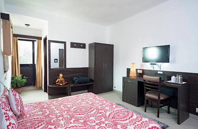 R C Palace Hotel