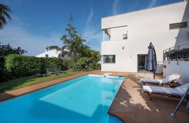 R144 Villa Anna See View