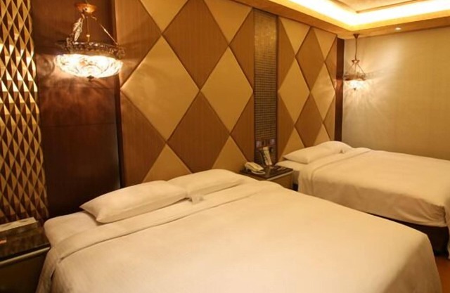 R7 Eco Hotel