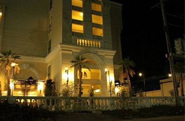 Rafael Mansion Bangkok Aiport