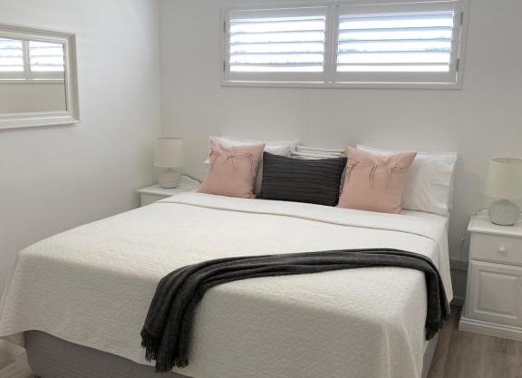 Rainbow Beach Dream Newly Renovated Stylish One Bedroom Apartment