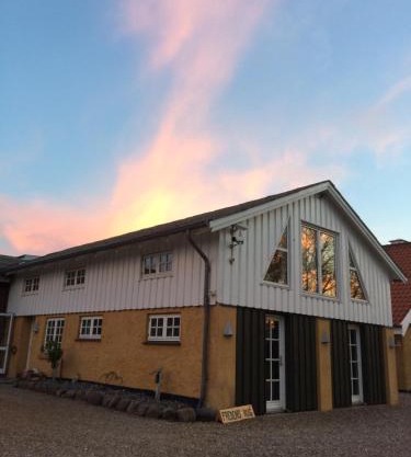 Rainbows End B&B