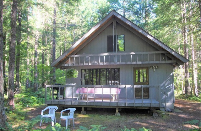 Rainier Retreat | Wifi | 3 Bed, 2 Bath