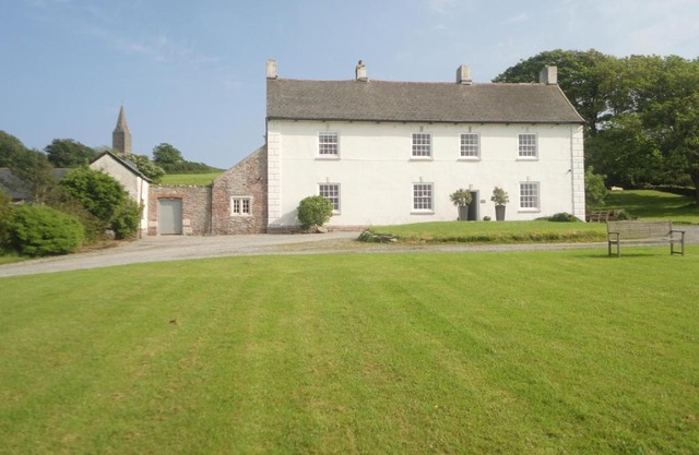 Rame Barton Guest House and Pottery