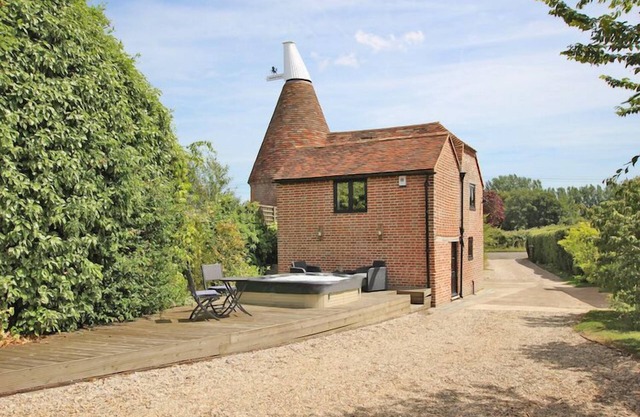 Ramsden Farm Oast - Beautifully Converted in Kentish Countryside