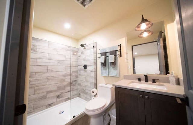 Ranch House Vacation Rentals Suite 2B
