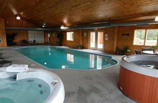Rangeley Lake Resort cabin