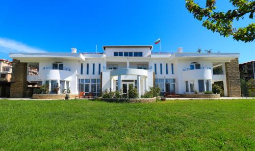Ravda Residence