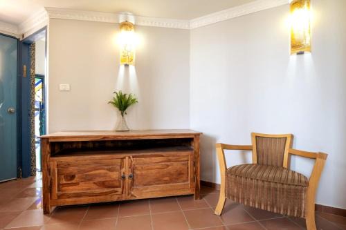 Rebeca's Family Travel Getaway! Golan! Hand-Made