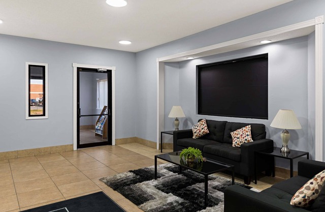Red Lion Inn & Suites Gretna - Omaha SW