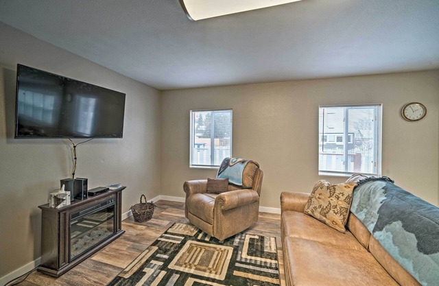 Red Lodge Retreat w/Yard - Walk to Restaurants!