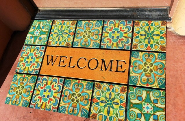 Red Rock Luxury- Beautiful Red Rock Views, Near Hiking, Biking, and Shopping