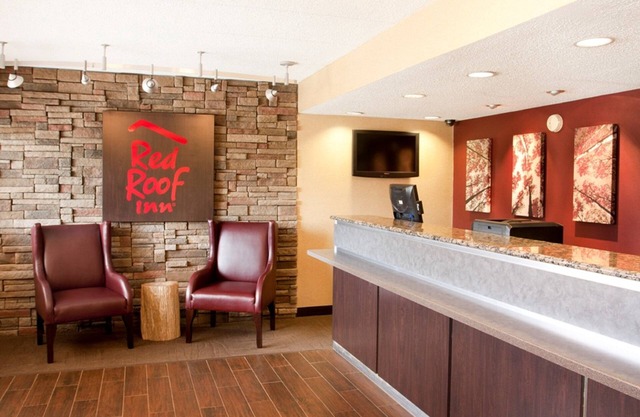 Red Roof Inn Buffalo - Niagara Airport