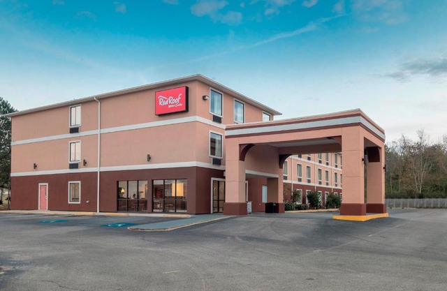 Red Roof Inn & Suites Biloxi - Ocean Springs