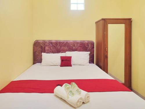 RedDoorz Near Exit Toll Banyumanik Semarang
