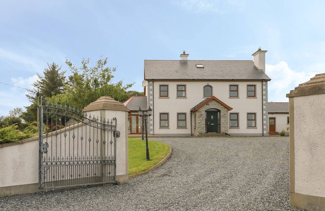REDFORD VIEW, family friendly in Culdaff, County Donegal
