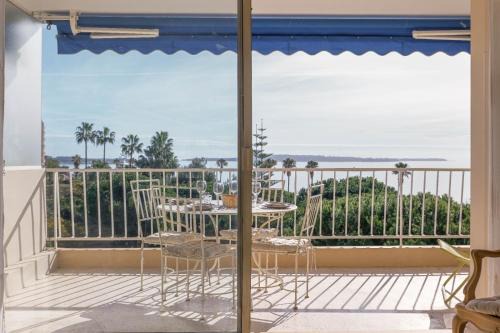 Reflets d'Azur - Vue mer, plage, neuf, moderne