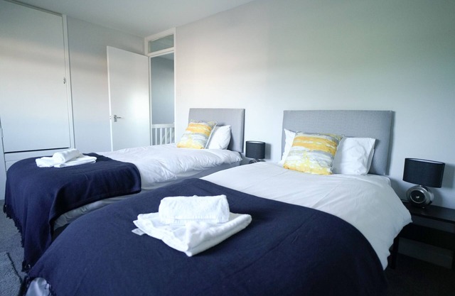 Refreshing Modern Apartment in South Lanarkshire