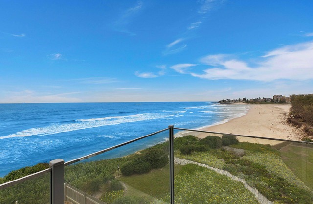 Regency Court - Waterviews