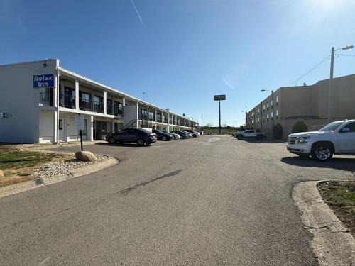 Relax Inn by OYO Columbus OH I 70