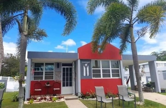Relax Suite Humacao Room in the family house