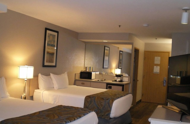 Relax & Unwind! 2 Spacious Units, Near Morrison Center for the Performing Arts!