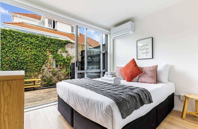 Relaxing 1BR Hideaway in Herne Bay I Zodiak Stays