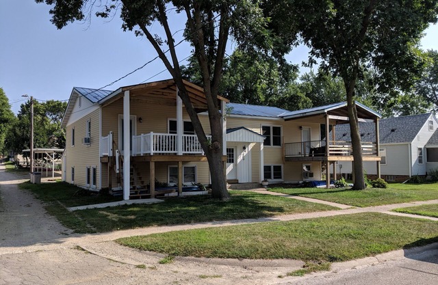 Relaxing Home Away - Beach, Downtown Just 4 blocks