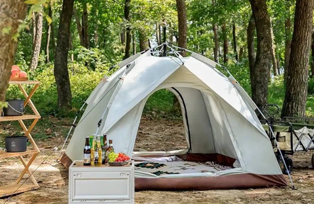 Relaxing tent in private campground 20 minutes from rainbow springs