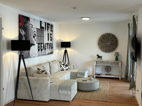 REMA Homes - Luxuriöse Apartments - Messenähe - Offenburg