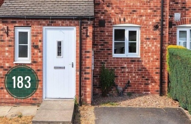 Remarkable 3-Bed House in Sheffield