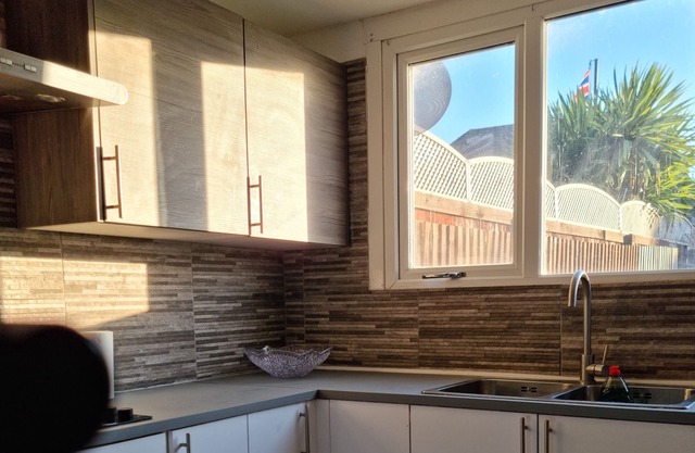 Remarkable 5-Bed House in Basildon