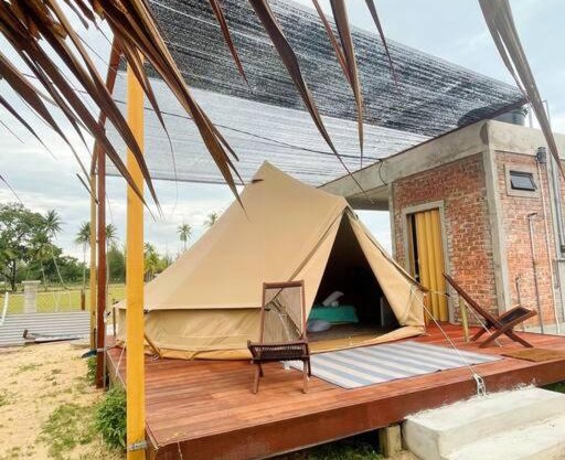 Rembulan Escape - beachfront bell tent (no 1)