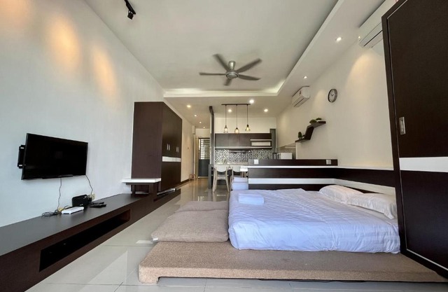 Remin Suites Studio at The Loft Imago