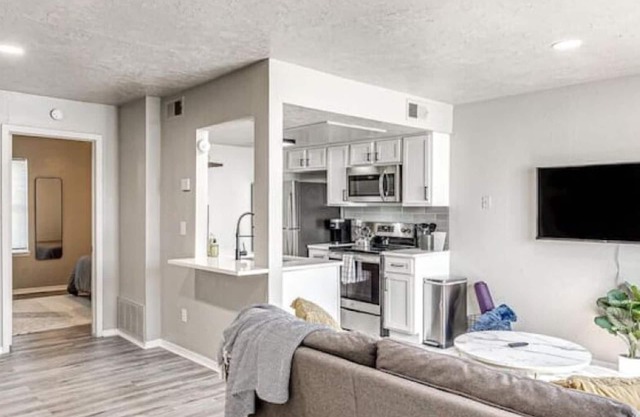 Remodeled Apt In Paseo With Bikes