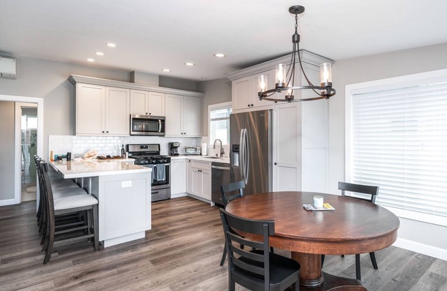 Remodeled Balboa Island Gem