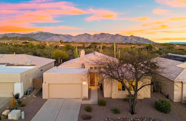 Remodeled modern beauty backs to open desert with mountain views & home theatre