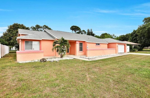 Renovated 3BR Dog Friendly Pond View WD