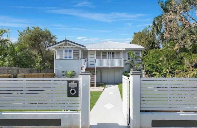 Renovated 4BR Home Queenslander | Prime Townsville