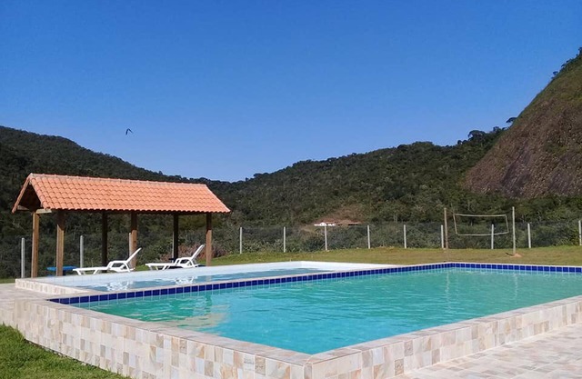 Renovated duplex chalet in Terê-Friburgo