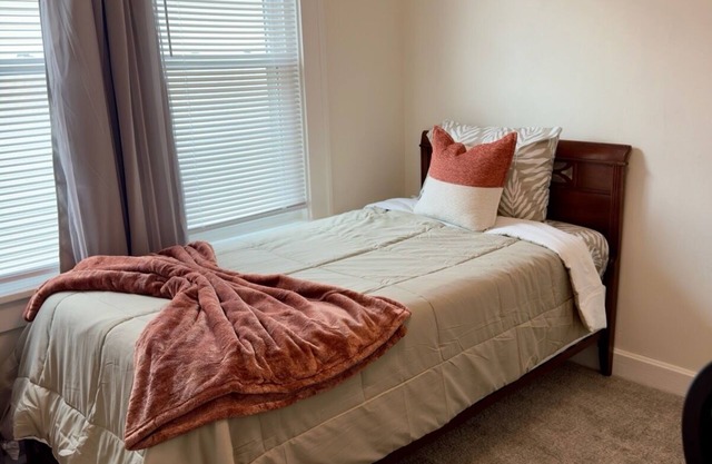 Renovated Home – Mins away from OSU/CREW/CBJ/Clippers/Greater CBUS/COSI