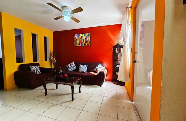 Renovated House in Central Private Fracc
