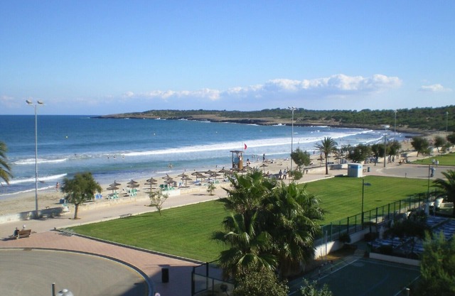 Renovated, modern apartment in a 1-A beach location with stunning views