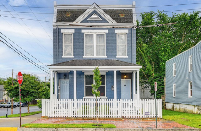 Renovated Richmond Townhome in Church Hill!