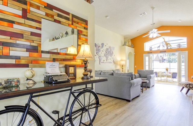 RENOVATED!✦Unique & Roomy✦Private Fenced True South Salt Pool✦5 Miles to Disney