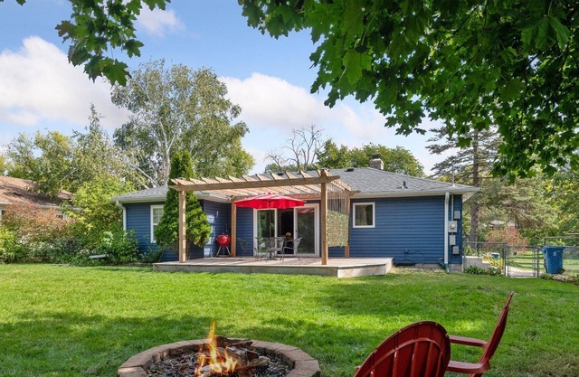 Renovated Wayzata home, with fenced yard & patio!