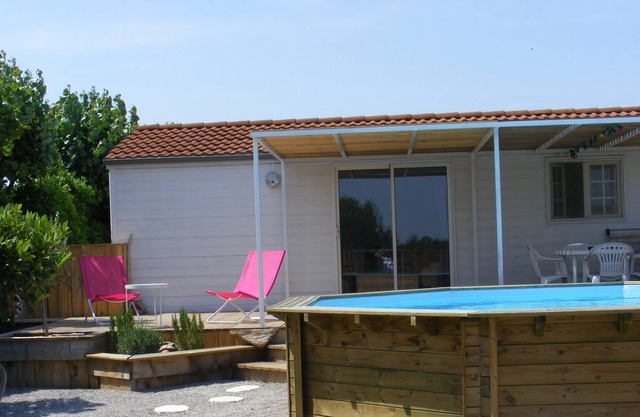 RENTAL CHALET - CHARMING BUNGALOW IN RAISSAC D'AUDE WITH POOL